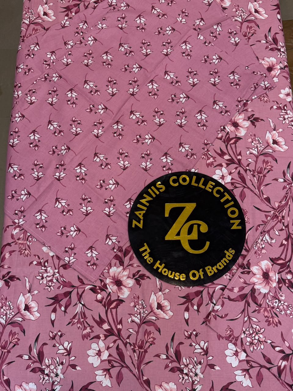 WhatsApp Image 2026-10-03 at 1.22.48 PM (3) ChenOne Dusty Pink Floral Pure Cotton King Size Bedsheet - Image 1
