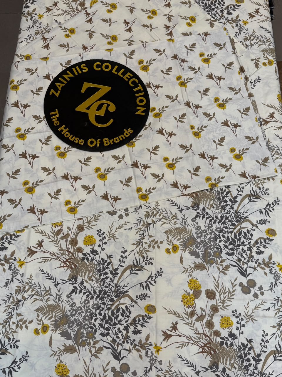 WhatsApp Image 2026-10-03 at 1.22.49 PM (1) ChenOne Mustard & Brown Floral Pure Cotton King Size Bedsheet - Image 1